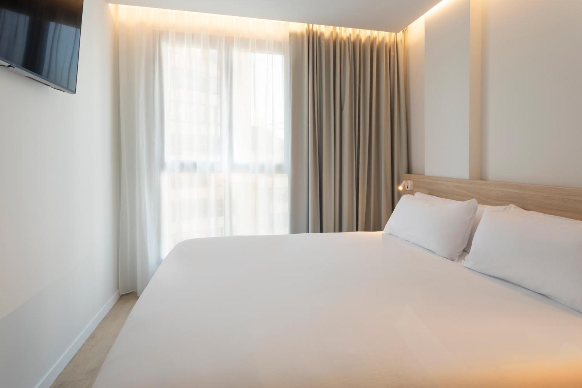 B&B Hotel Alicante Centro Екстер'єр фото
